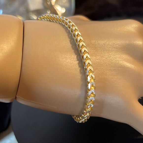 Gold over 925 Italian Sterling Silver Franco Chain Bracelet - Picture 6 of 11